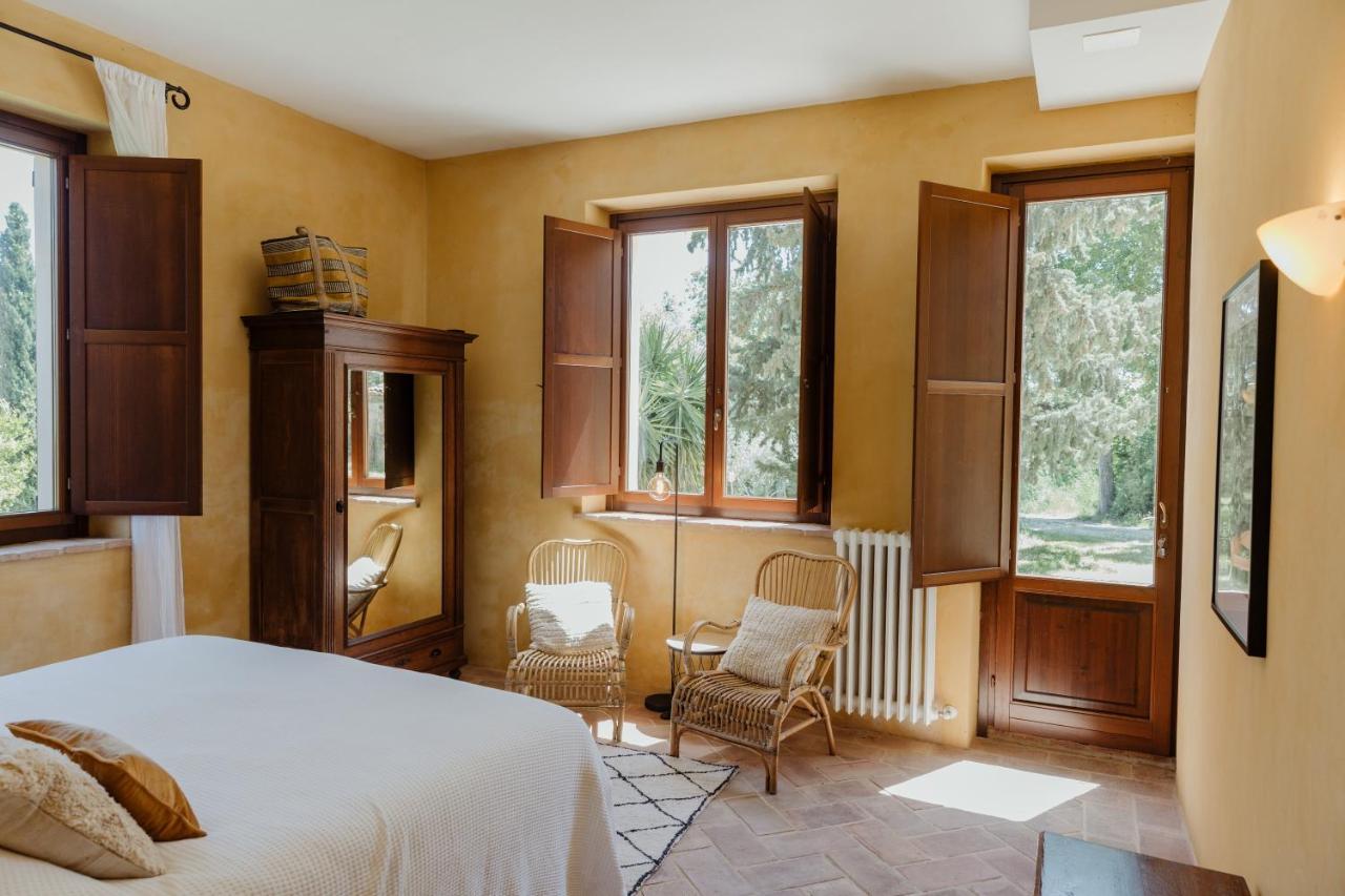 Agriturismo Qui Voglio Monte Roberto Εξωτερικό φωτογραφία