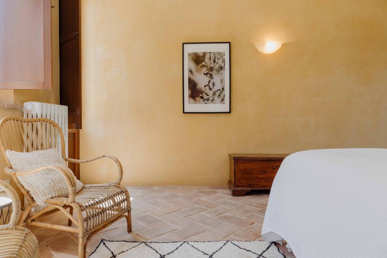 Agriturismo Qui Voglio Monte Roberto Εξωτερικό φωτογραφία