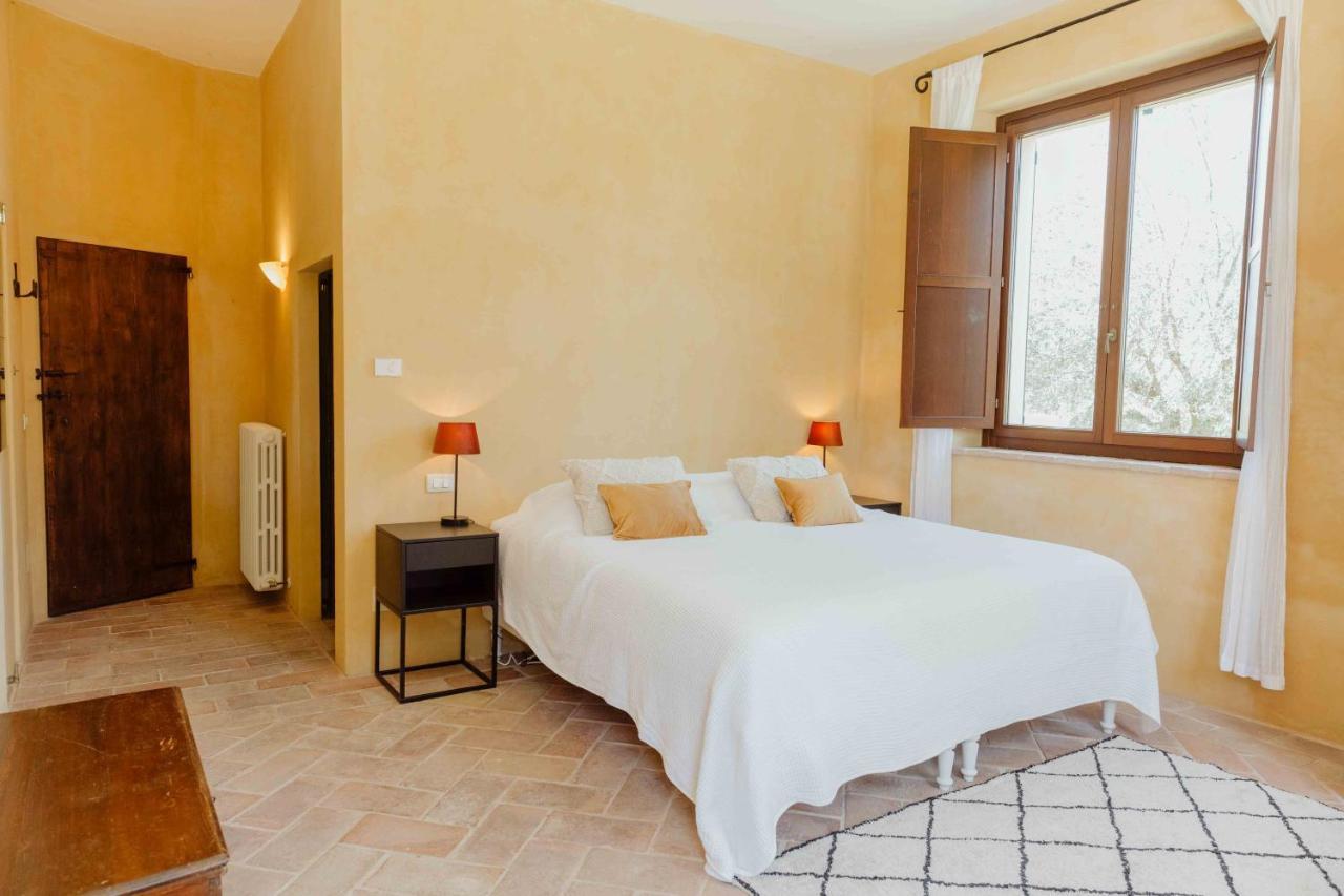 Agriturismo Qui Voglio Monte Roberto Εξωτερικό φωτογραφία