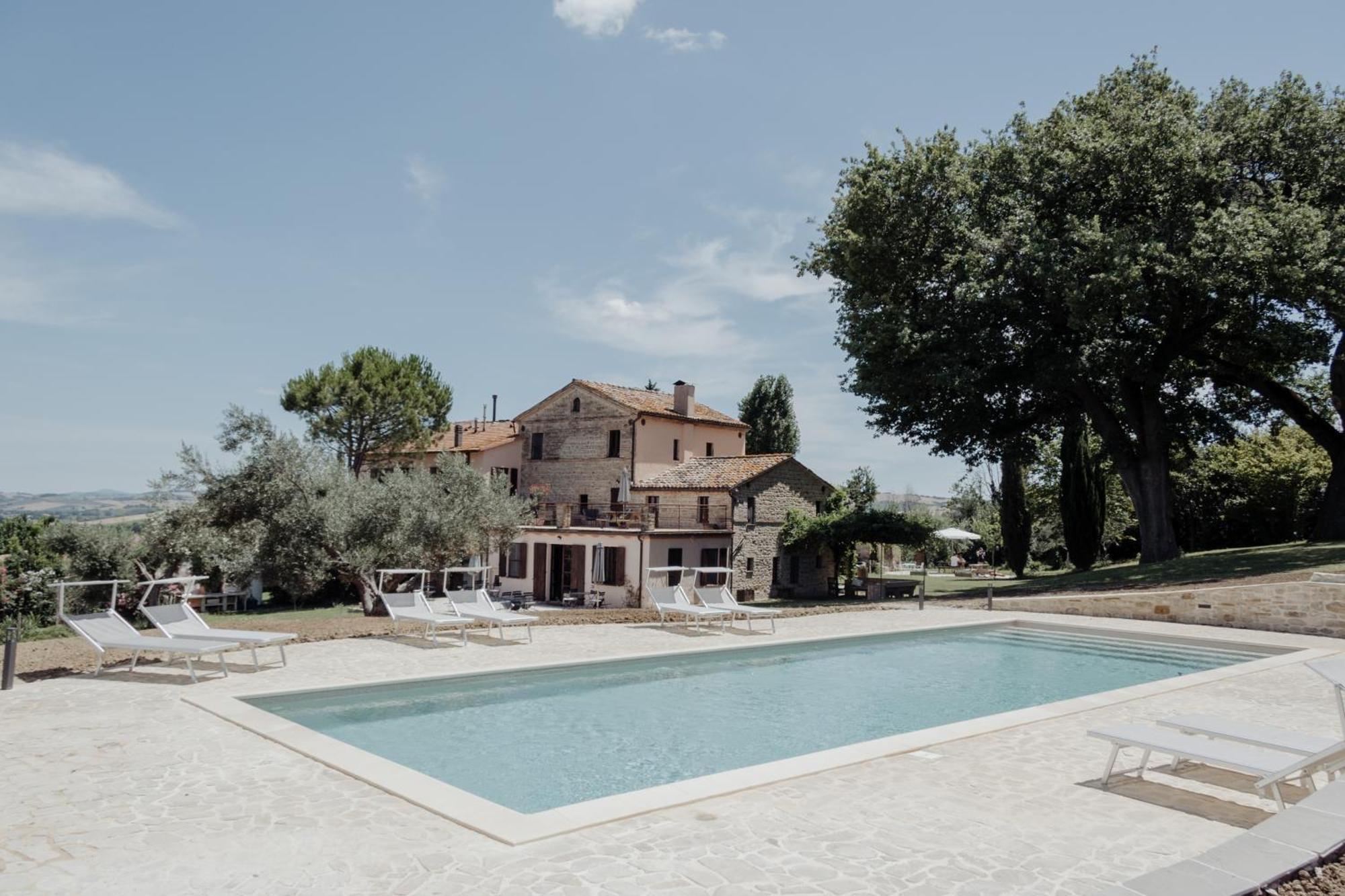 Agriturismo Qui Voglio Monte Roberto Εξωτερικό φωτογραφία