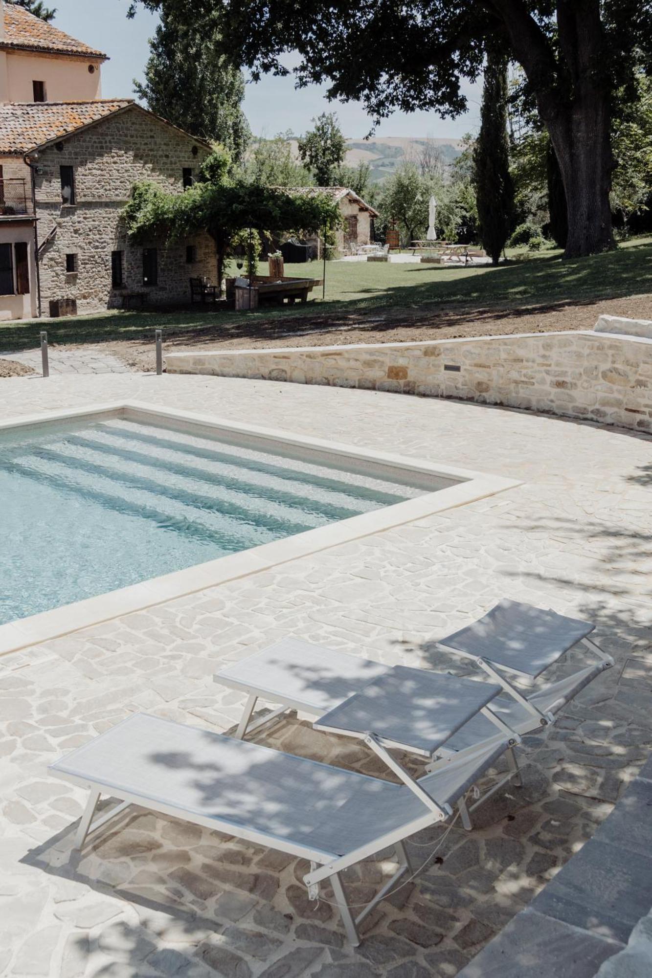Agriturismo Qui Voglio Monte Roberto Εξωτερικό φωτογραφία